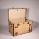 Malle courrier vintage 1910s-20s en cuir et laiton doré, France