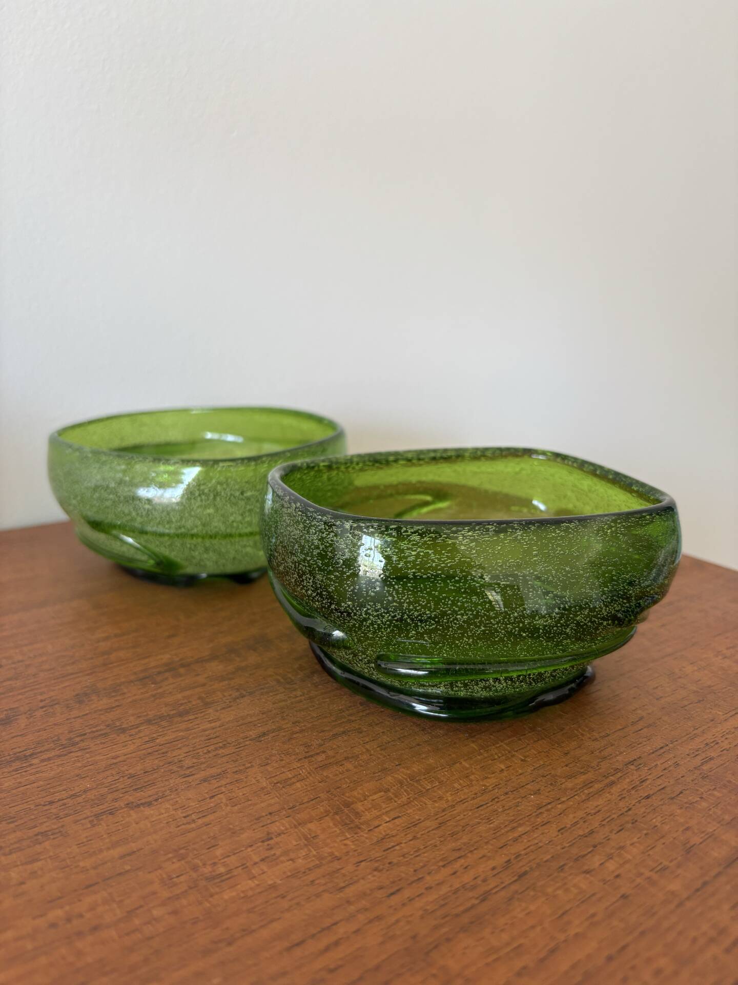 Lot de 2 coupelles en verre soufflé vert vintage Coupelles artisanales