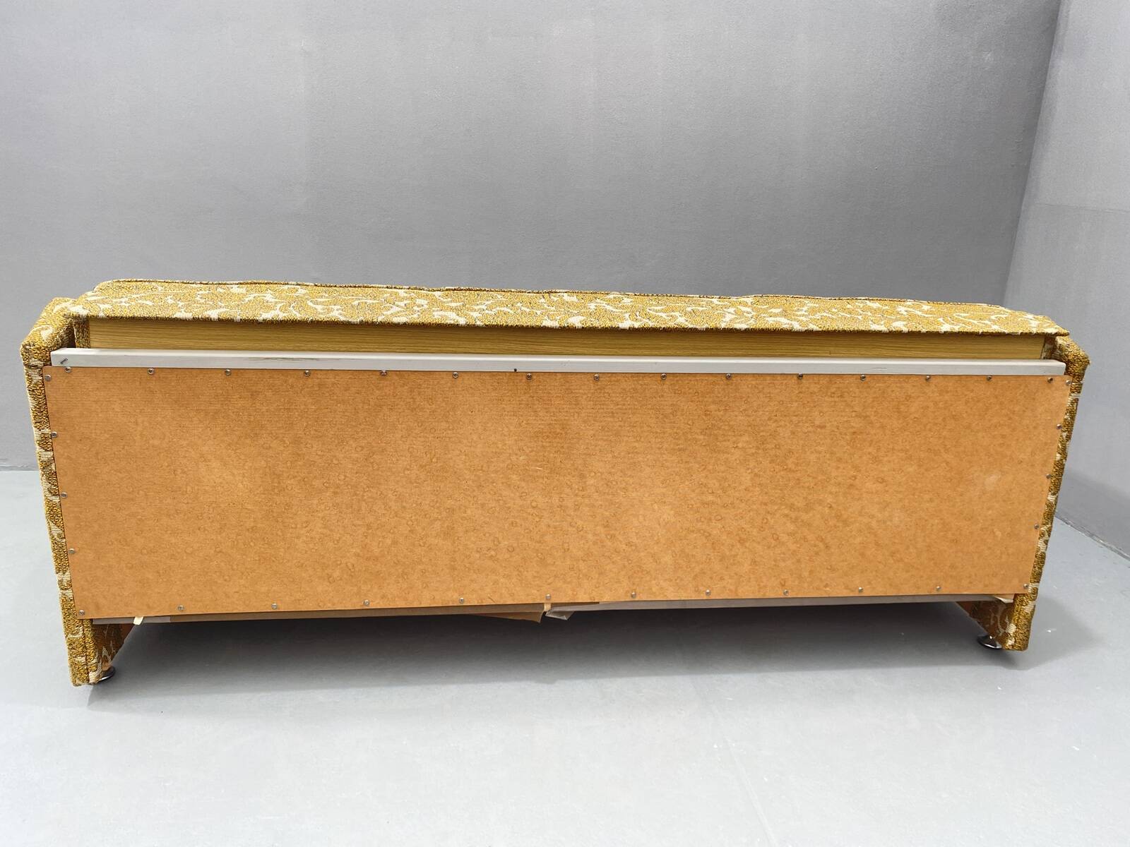 Canapé pliant rembourré du milieu du siècle, années 1970, Europe centrale