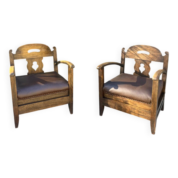 Paire de fauteuils en bois teinté et cuir époque XXème siècle — Beyit