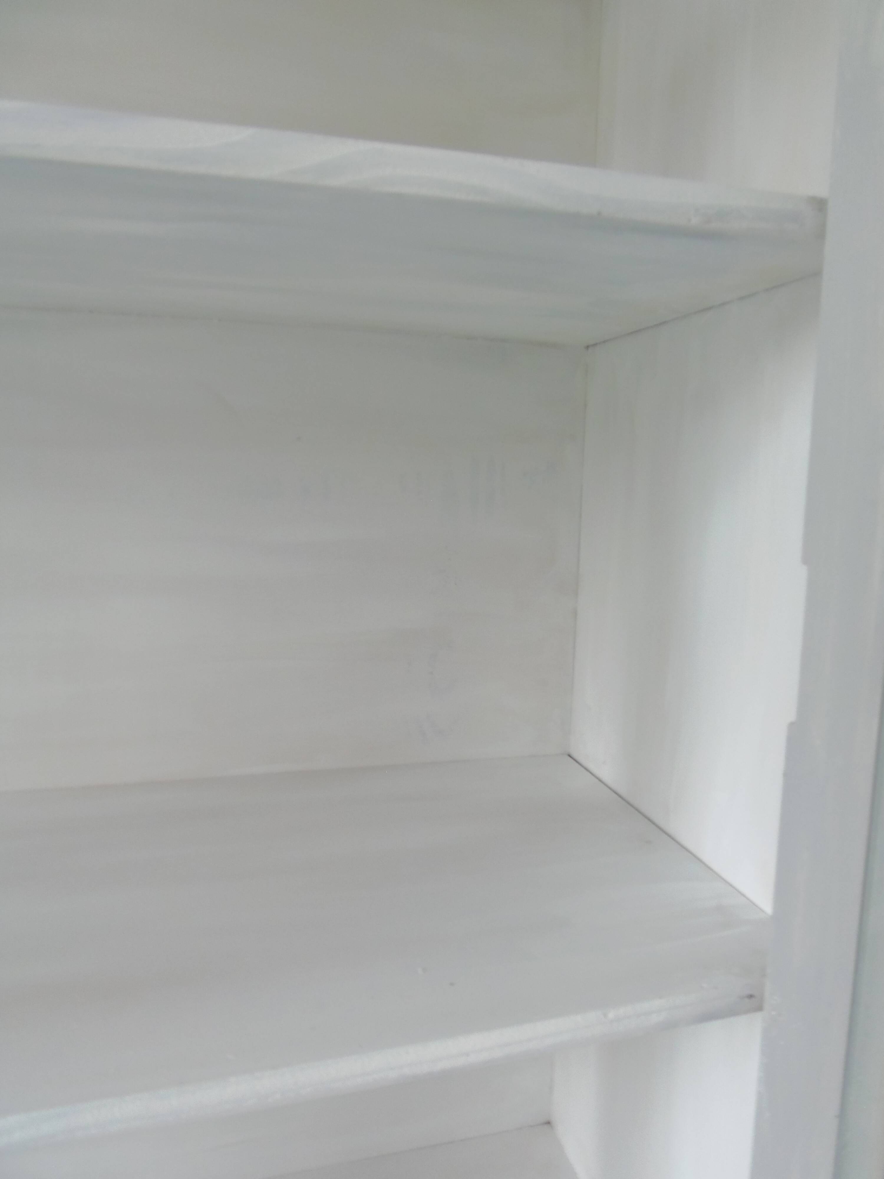 Display case 2 bodies patinated pearl gray waxed finish.