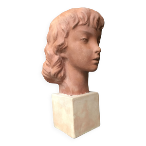Buste de jeune fille par Guéro