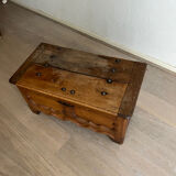 Storage box