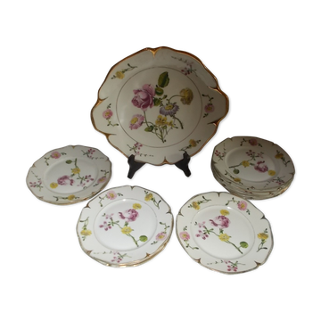 Set of plates and a dish.