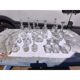 Lot de 20 carafes en verre et cristal