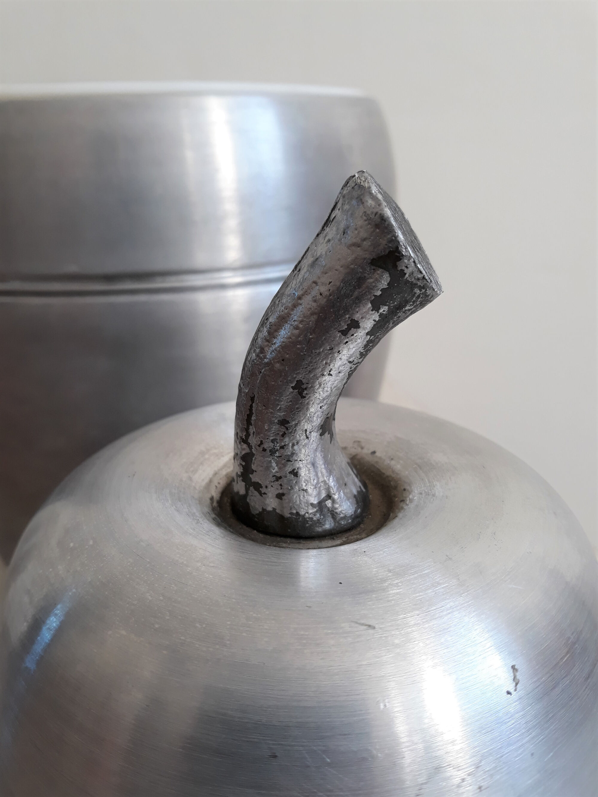 Large ice bucket shape pear  vintage ice pot 1970