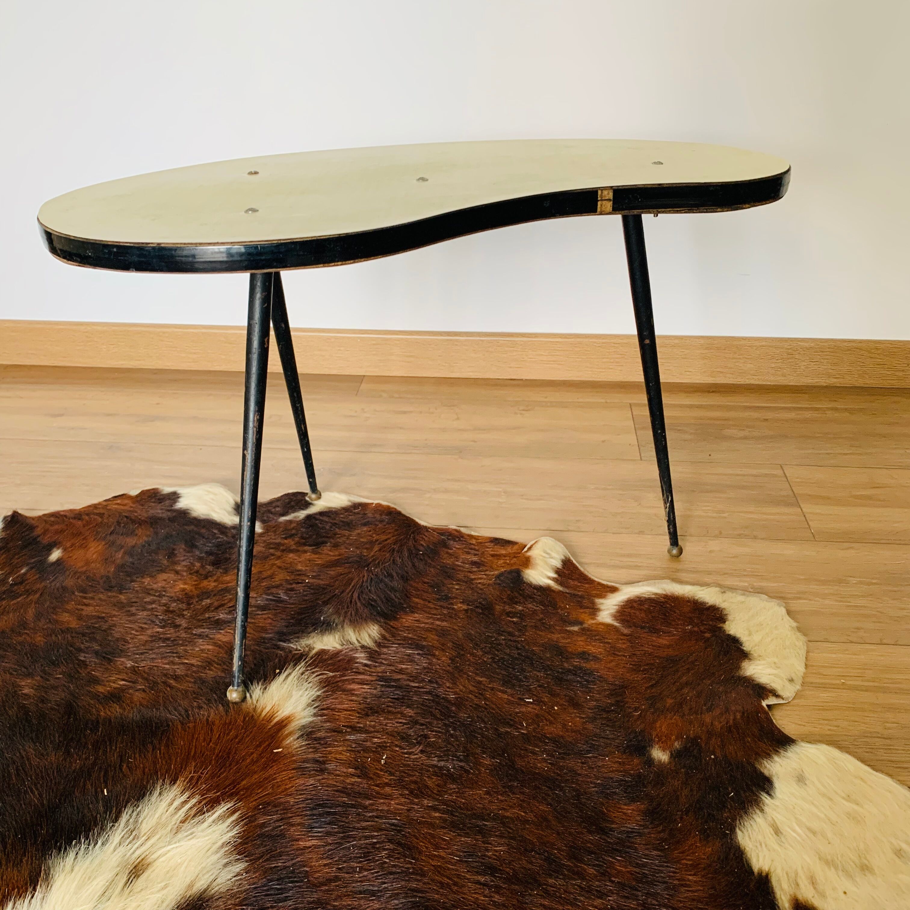 Vintage bean-shaped coffee table