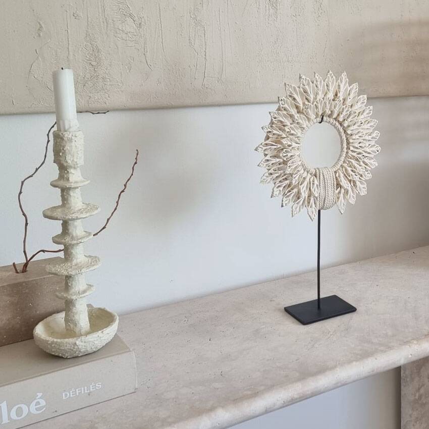 Decorative Papuan shell necklace