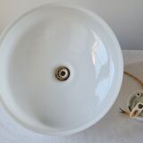 White opaline suspension