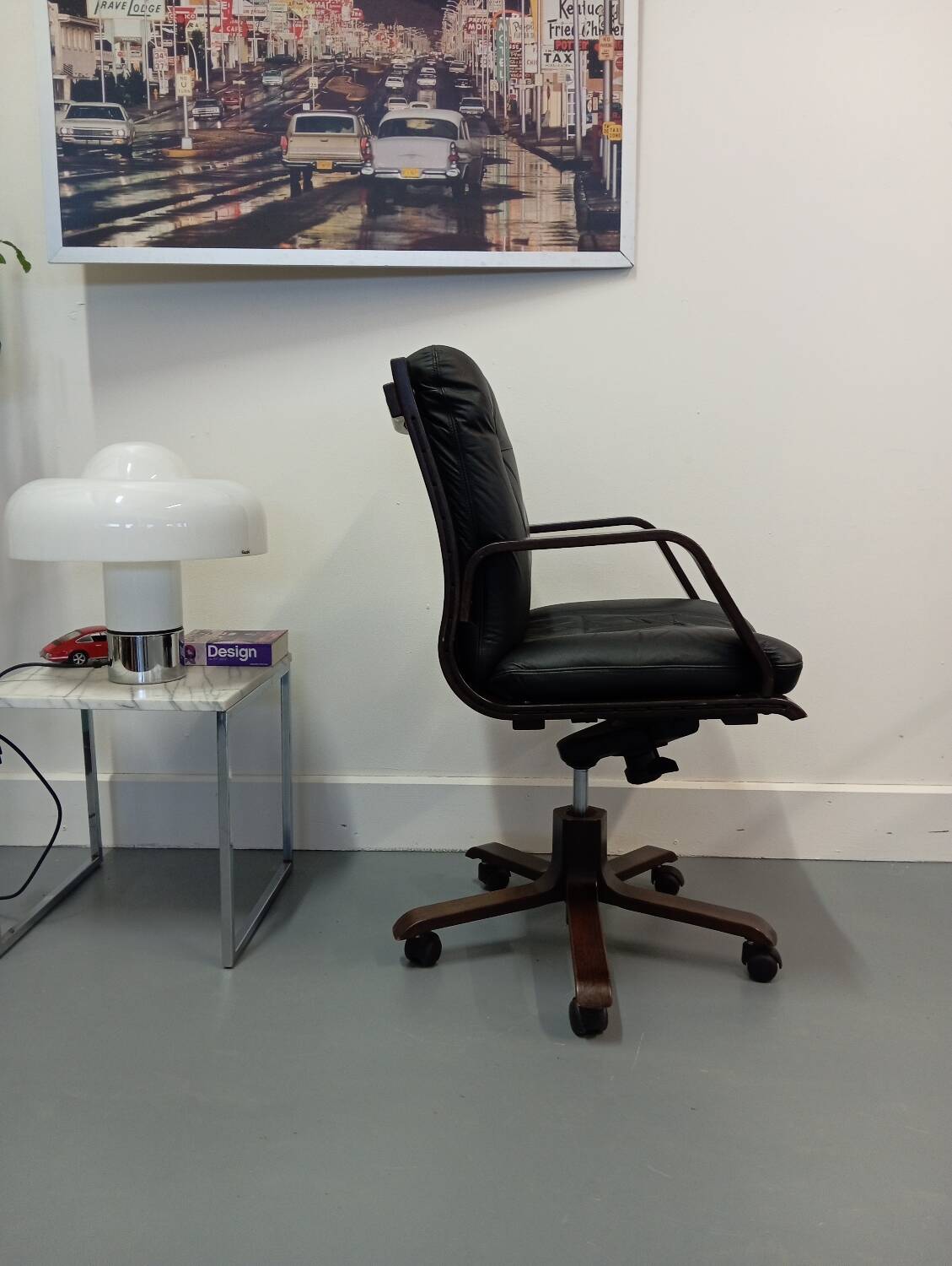 Westnofa Scandinavian office armchair in leather