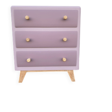 Vintage chest of drawers