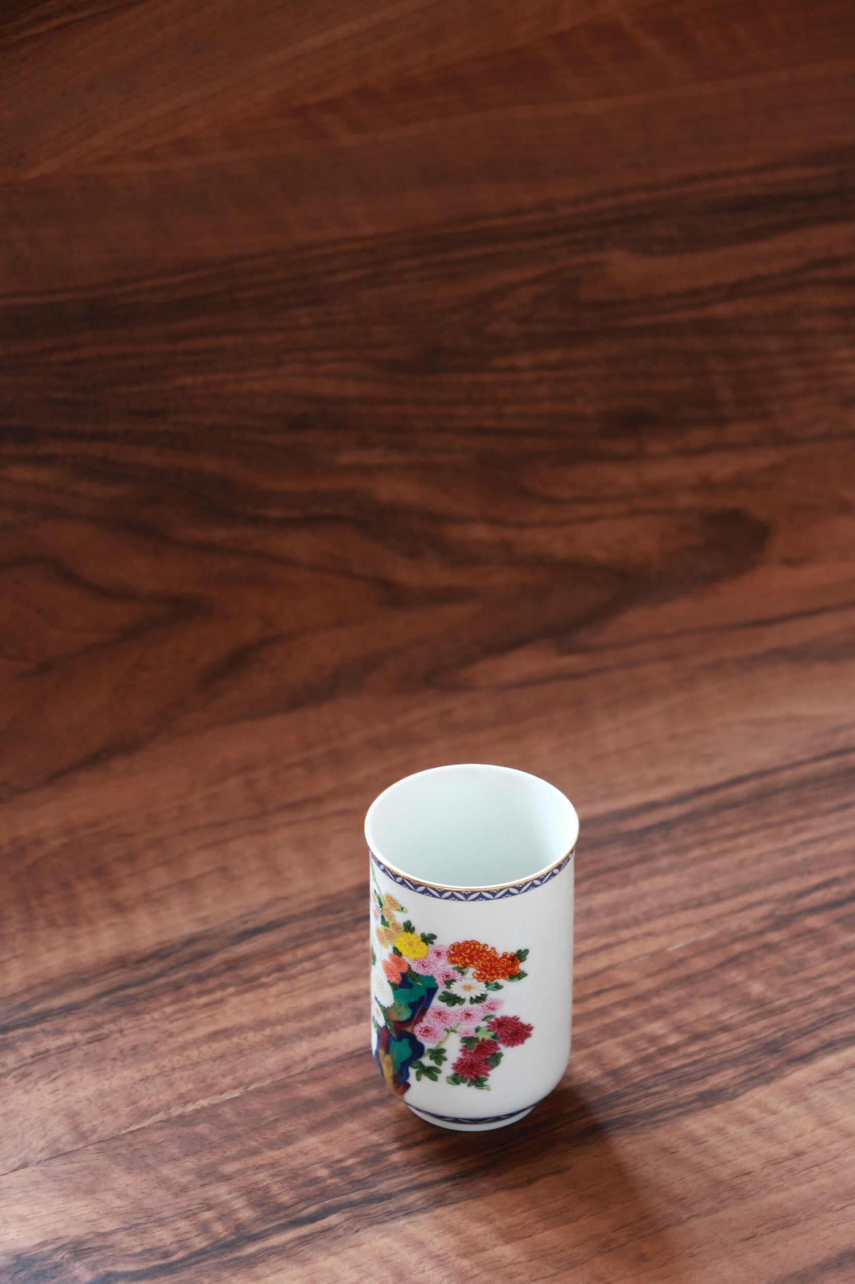 Design coffee table - Walnut