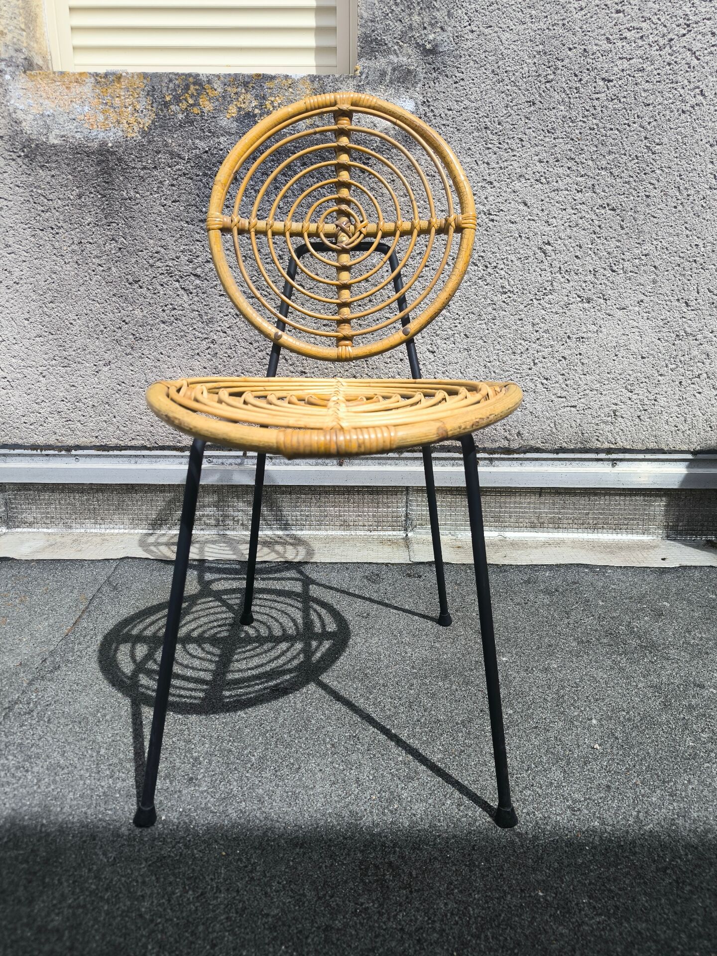 Set de 6 chaises en métal et rotin par michaël thonet