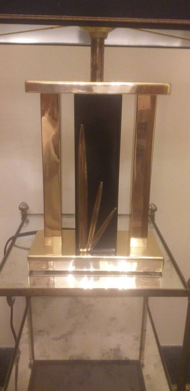 Lampe de table moderniste années 70 laiton  décor jonc