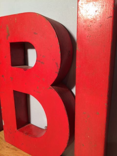 Painted metal sign letters