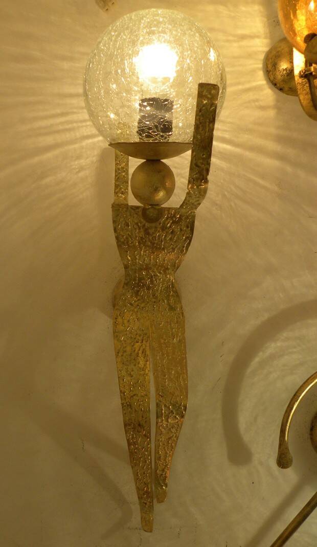 Wall lamp in gold glass, figurative, artisanal style Murano.