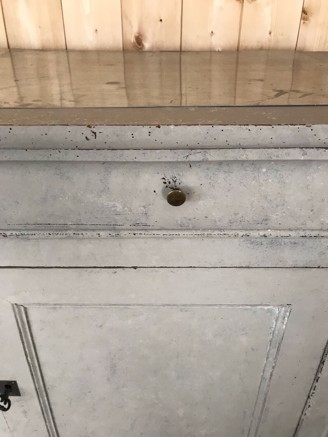 Patinated parisian buffet