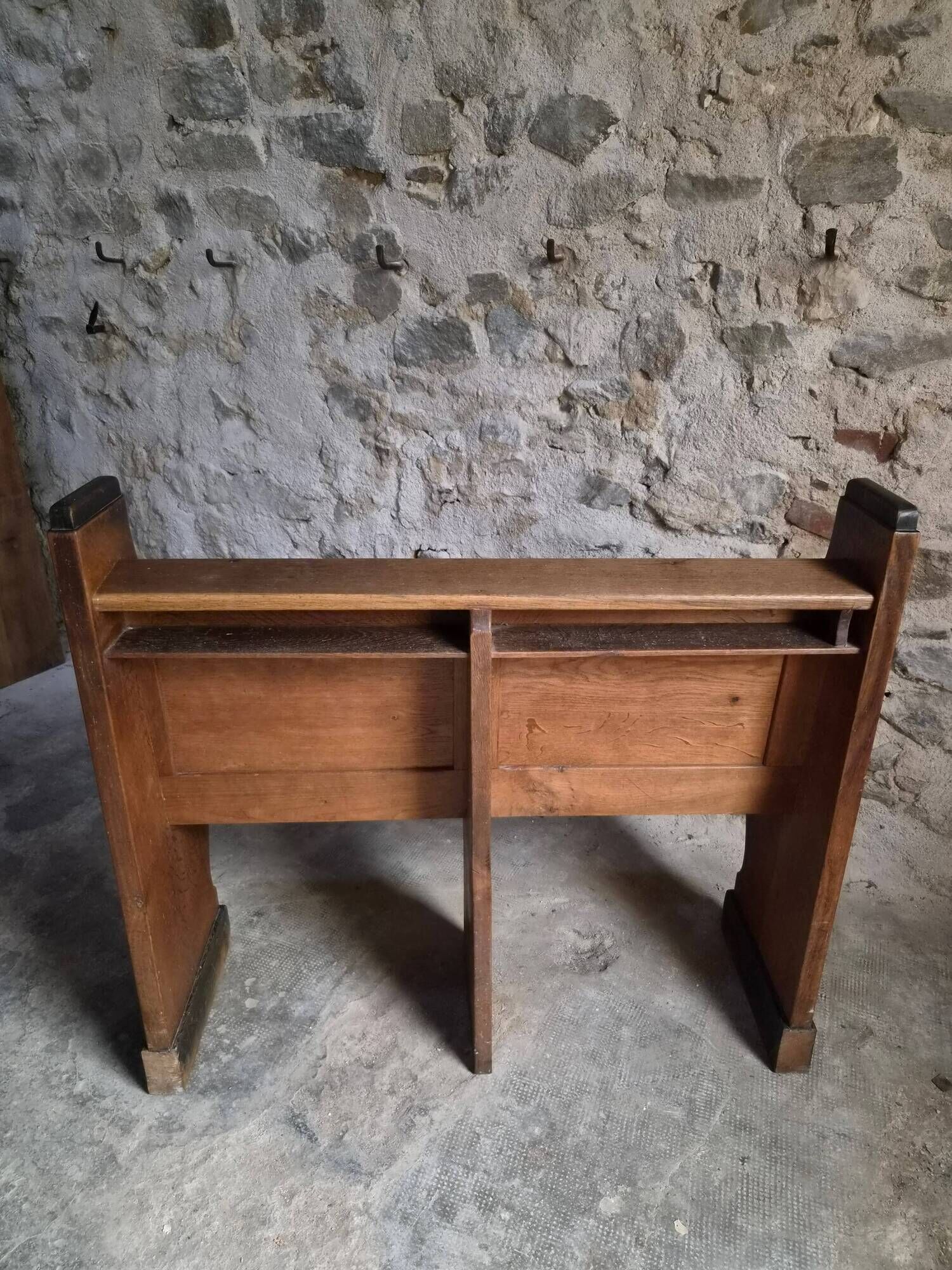 Antique church bench in oak, circa 1900–1920