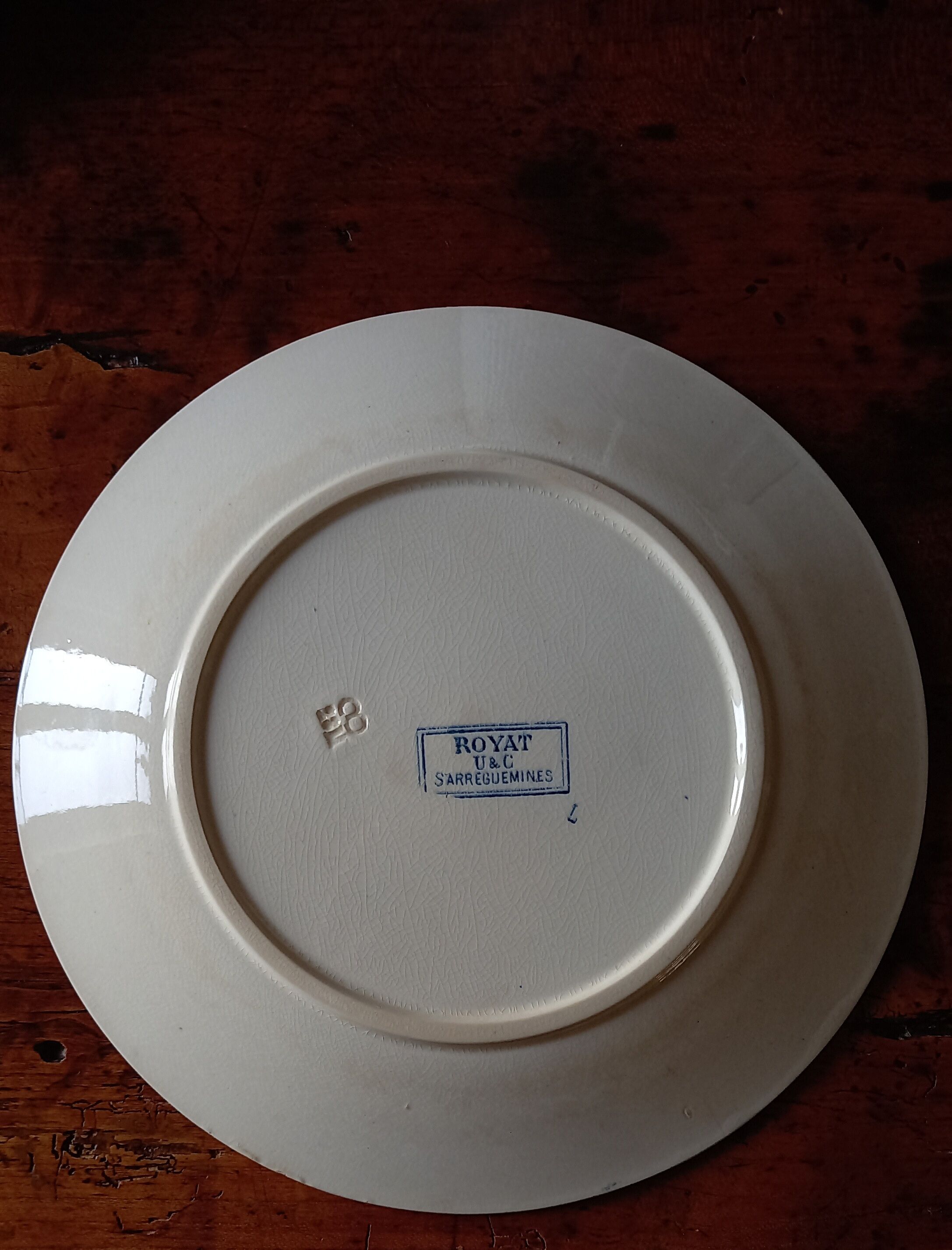 6 flat plates Sarreguemines Utzschneider & Cie model Royat