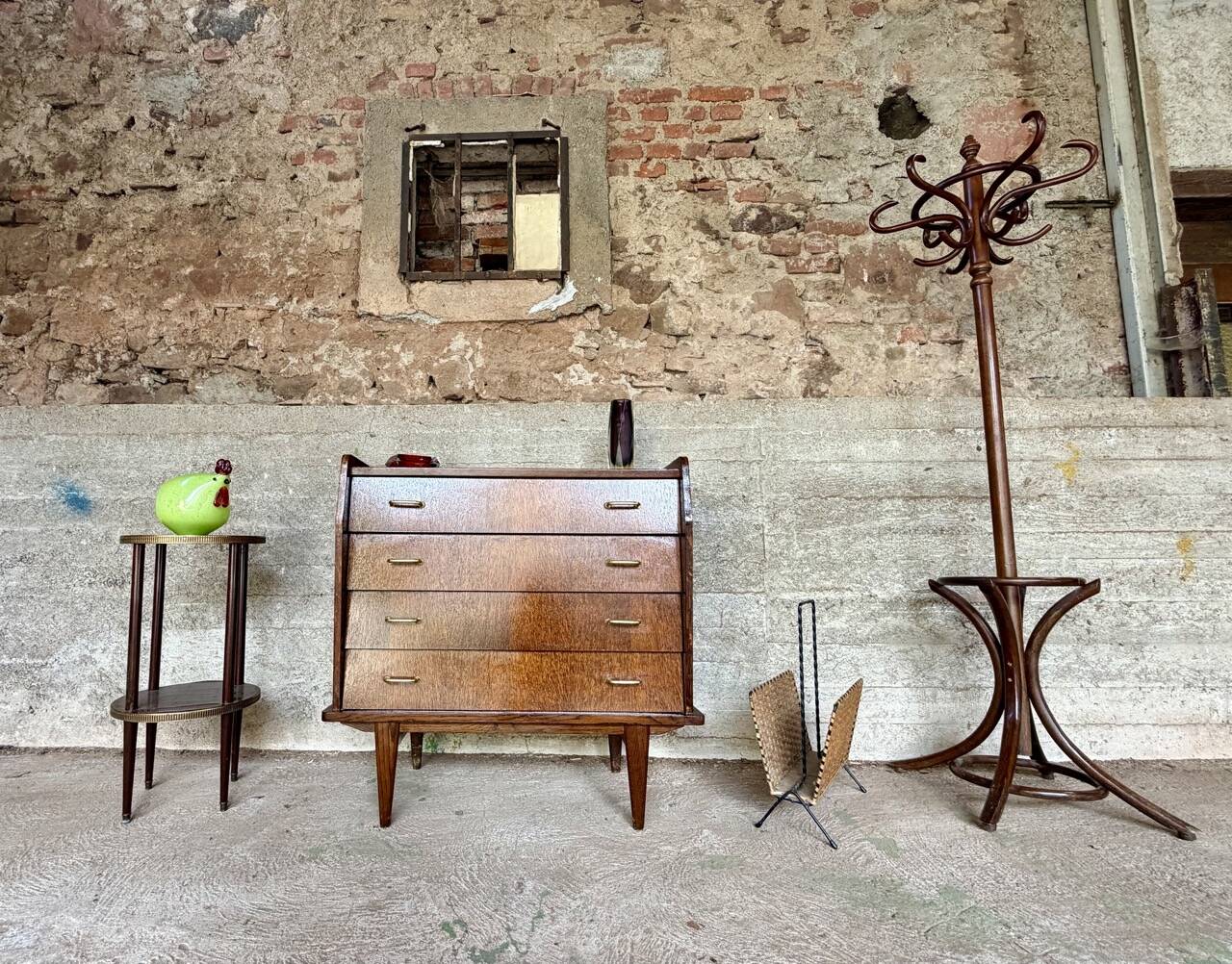 Commode vintage scandinave en bois exotique – 4 tiroirs