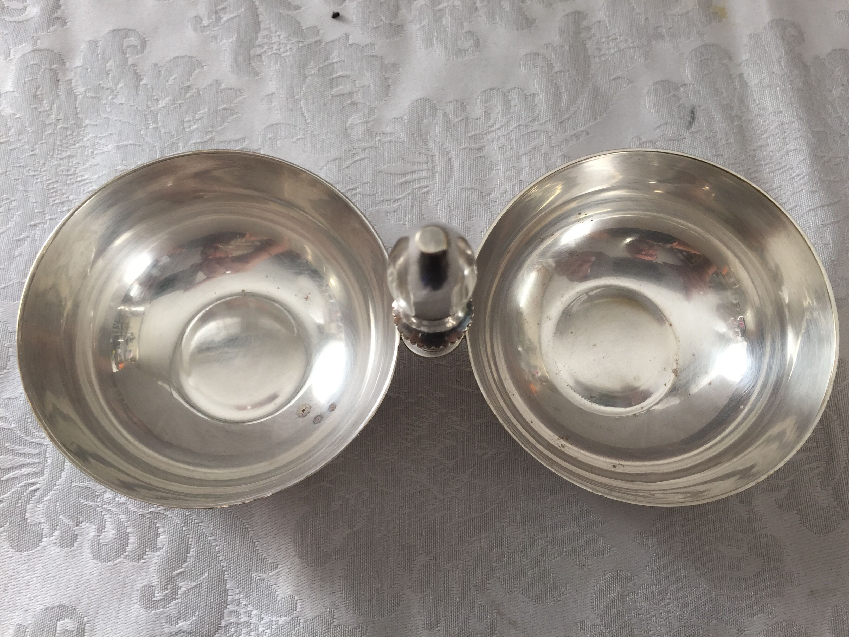 Old cups salter servant rinse-fingers silver bronze