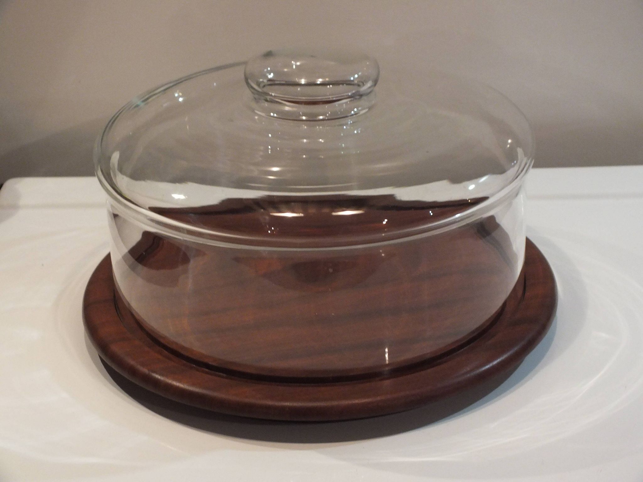 Large teak cheese board 1970 with bell, Cluze creation