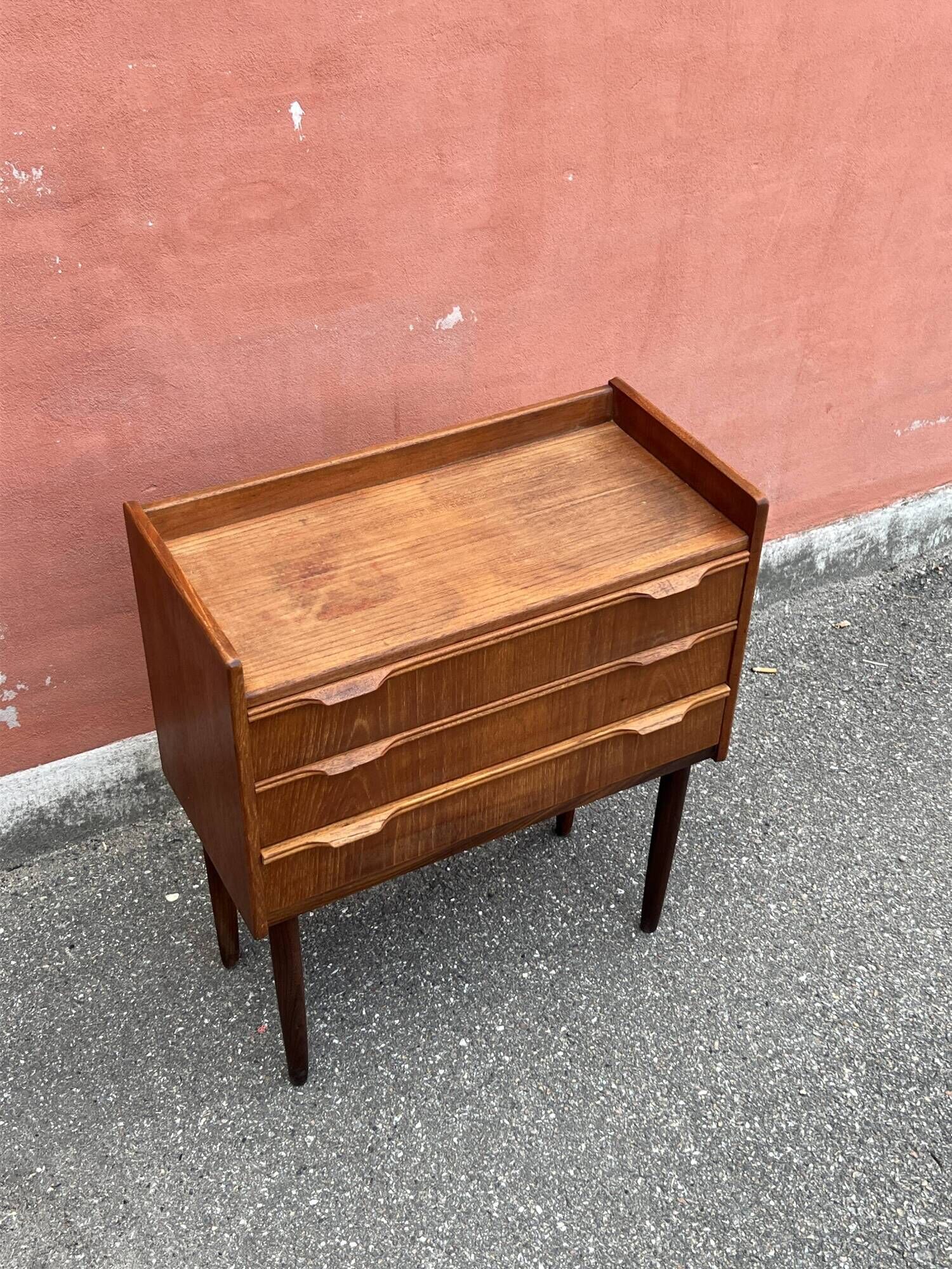 Danish vintage teak chest of drawers / nightstand, Mid century modern 1960