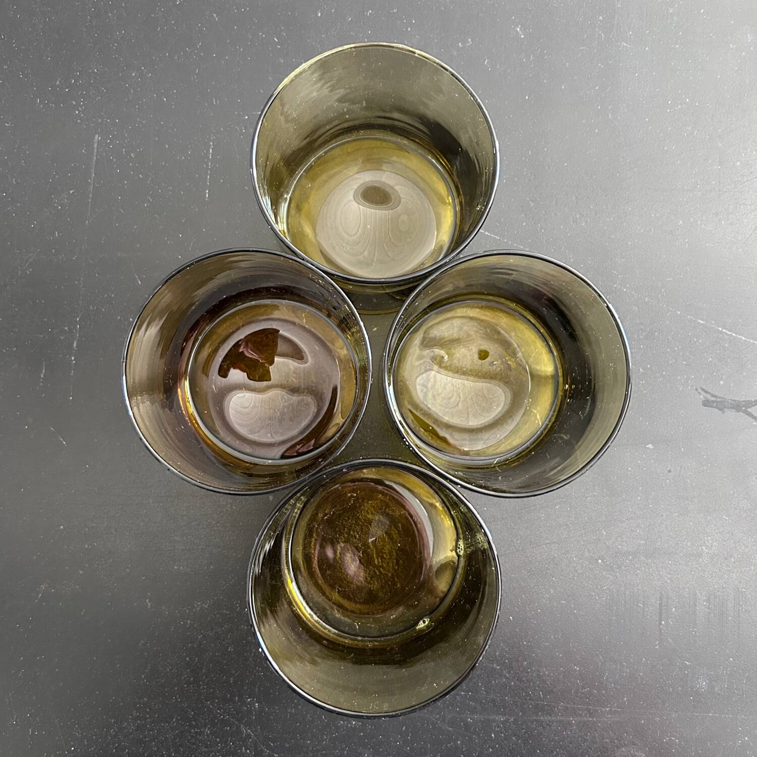 Set de 4 verres scandinaves ambre