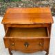 Commode de style mix Louis XV Louis Philippe noyer massif queue d'aronde