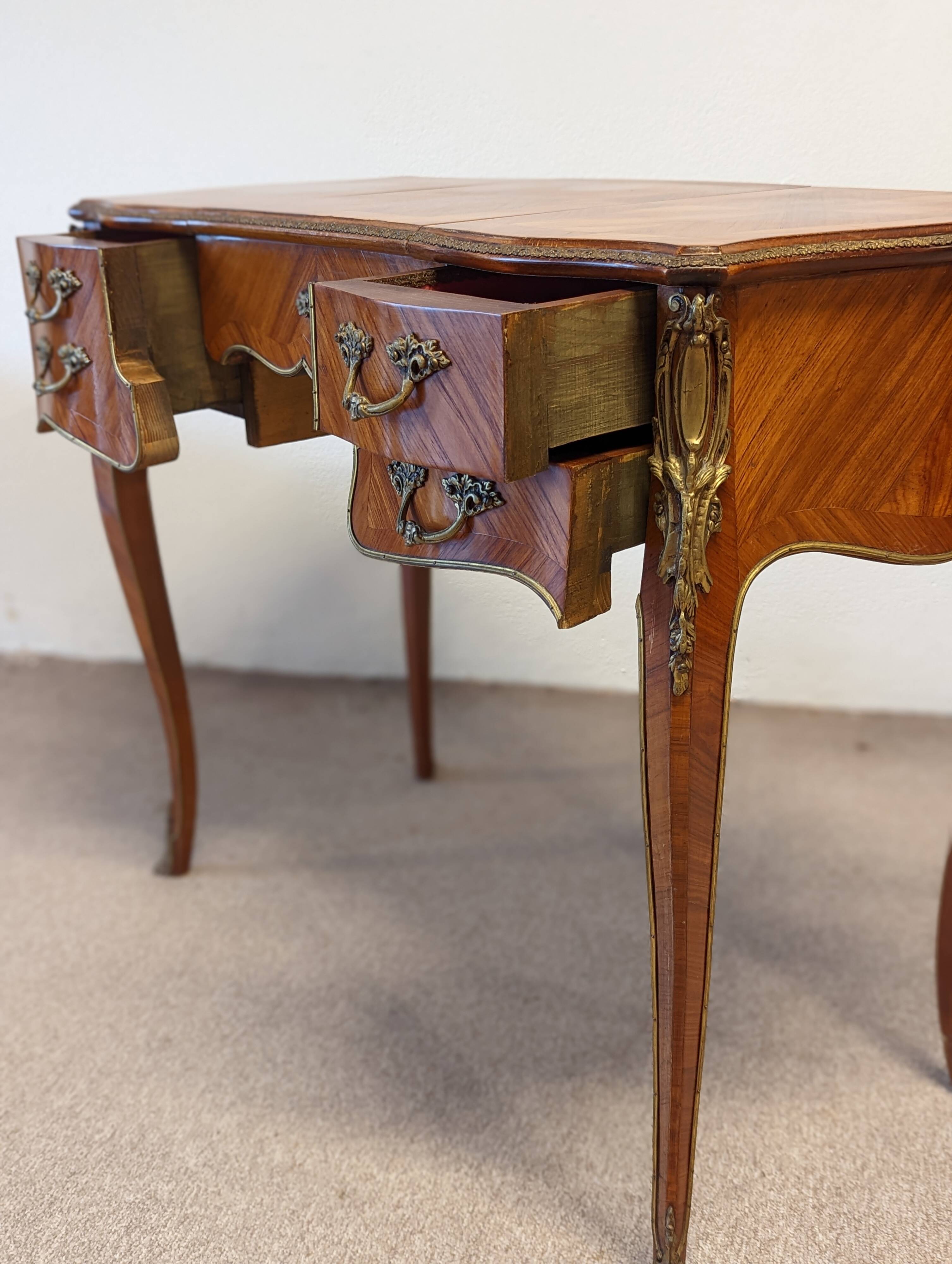 Coiffeuse Louis XV
