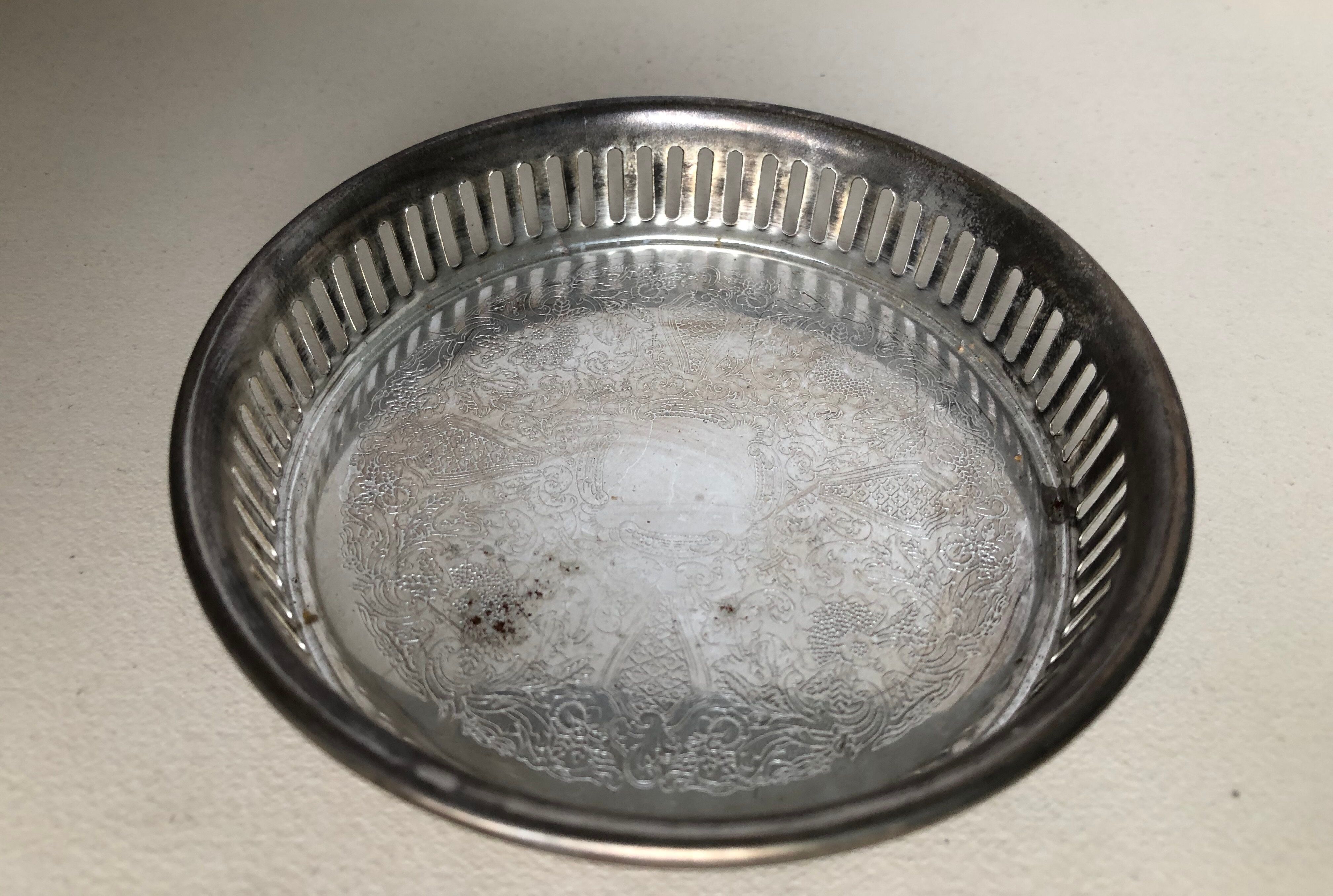 Set of 2 silver metal salts
