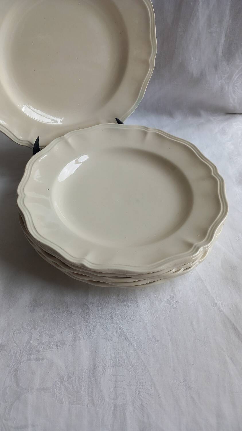 🌿 6 antique Sarreguemines ivory fretwork plates