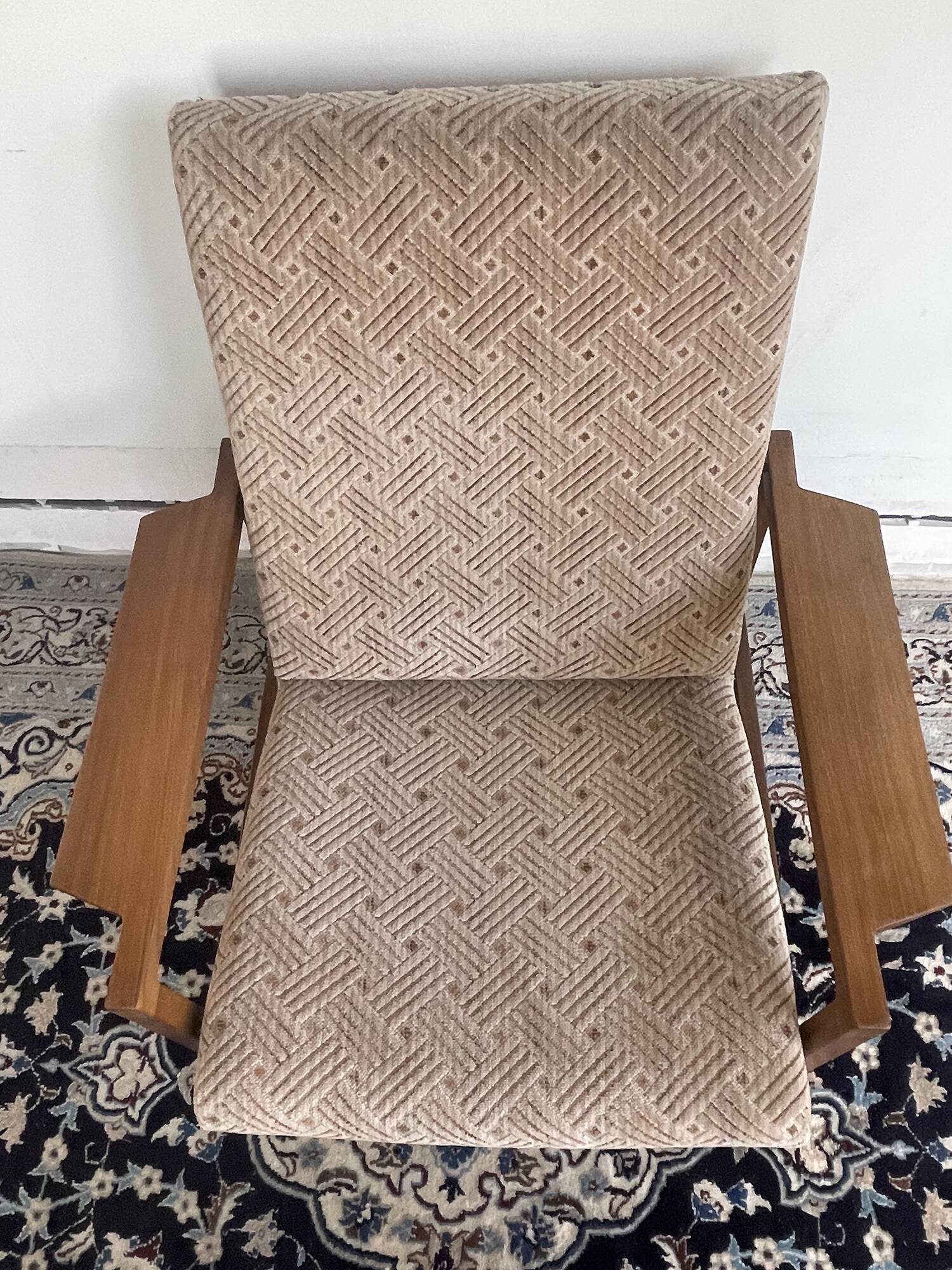 Teak lounge chair