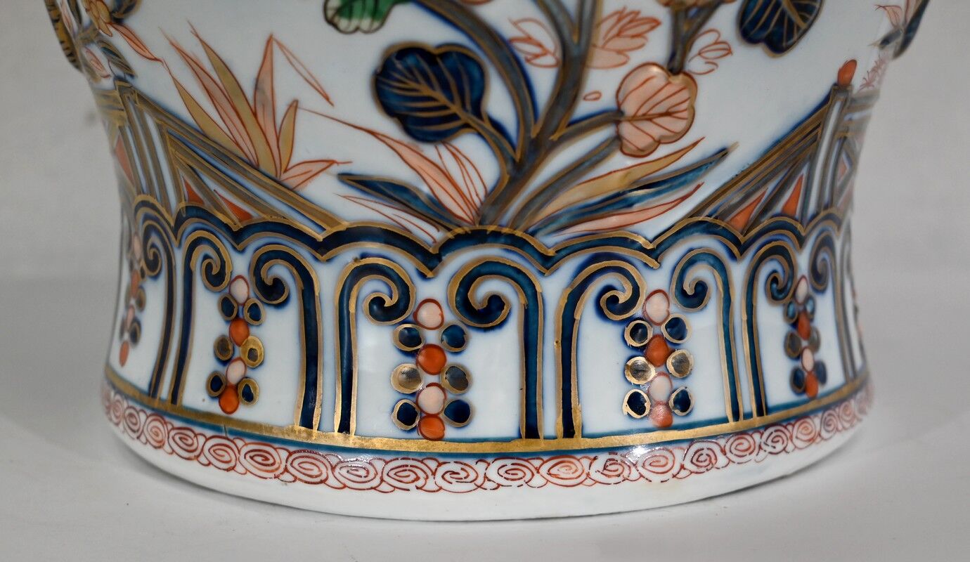 Vase with Imari decoration, signed H. Gibot - 1943