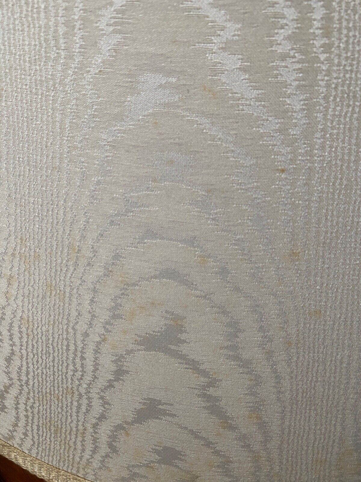 Armchair art deco 1930 marquetry fabric white cream foliage decoration