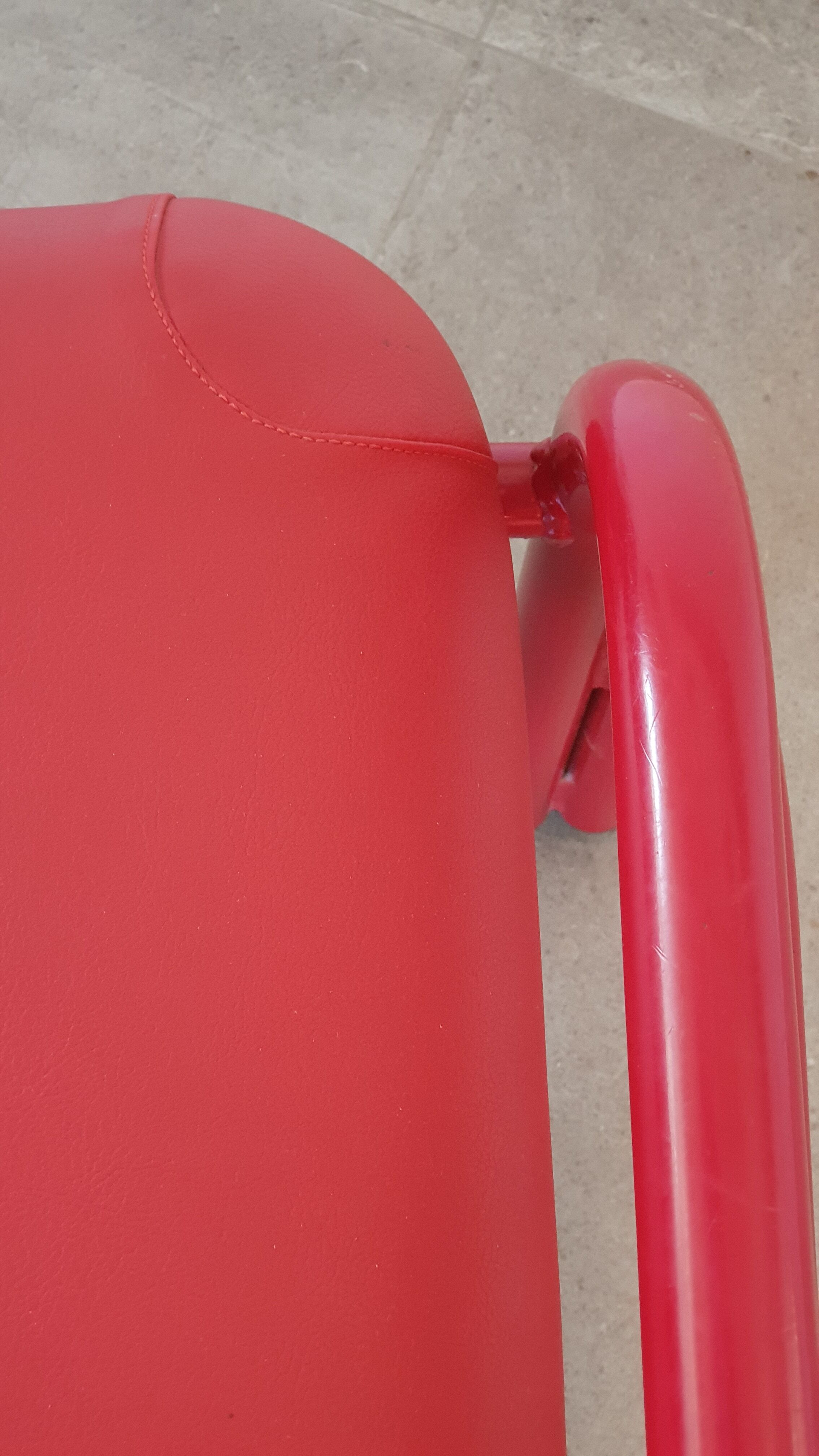 Italian design armchair from the 80s