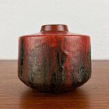 Brutalist studio pottery vase by Lu and Gerd Grove, 1964.