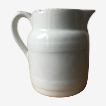 Pitcher in Grigny fire porcelain