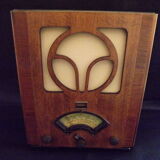Art deco radio 1934