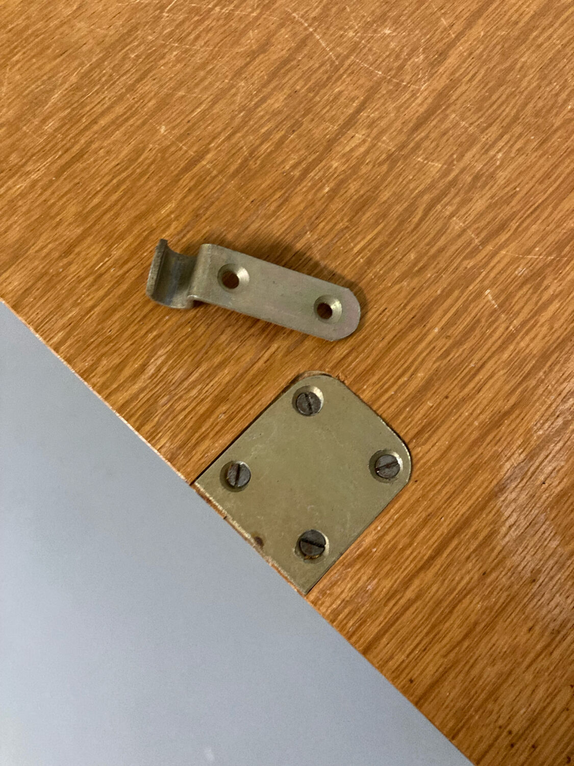 Vintage Alcora wall shelf system