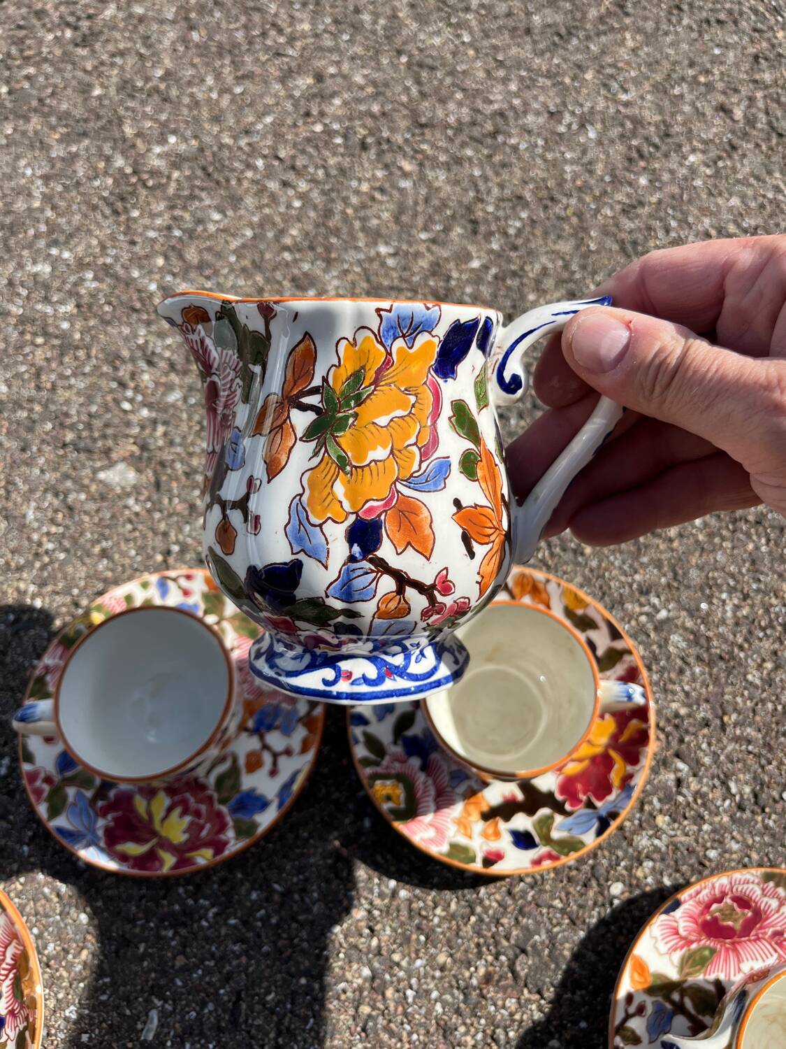 Set of 4 coffee cups and saucers + milk pitcher Gien earthenware peony decor