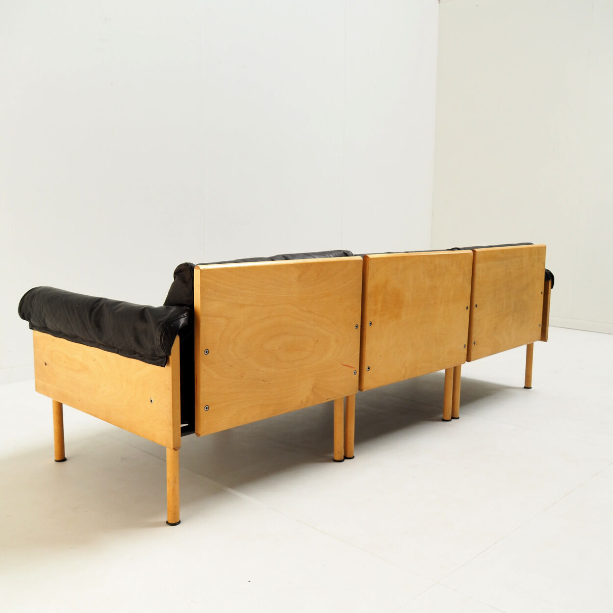 Sofa ‘Ateljee’ by Yrjö Kukkapuro for Haime Finland