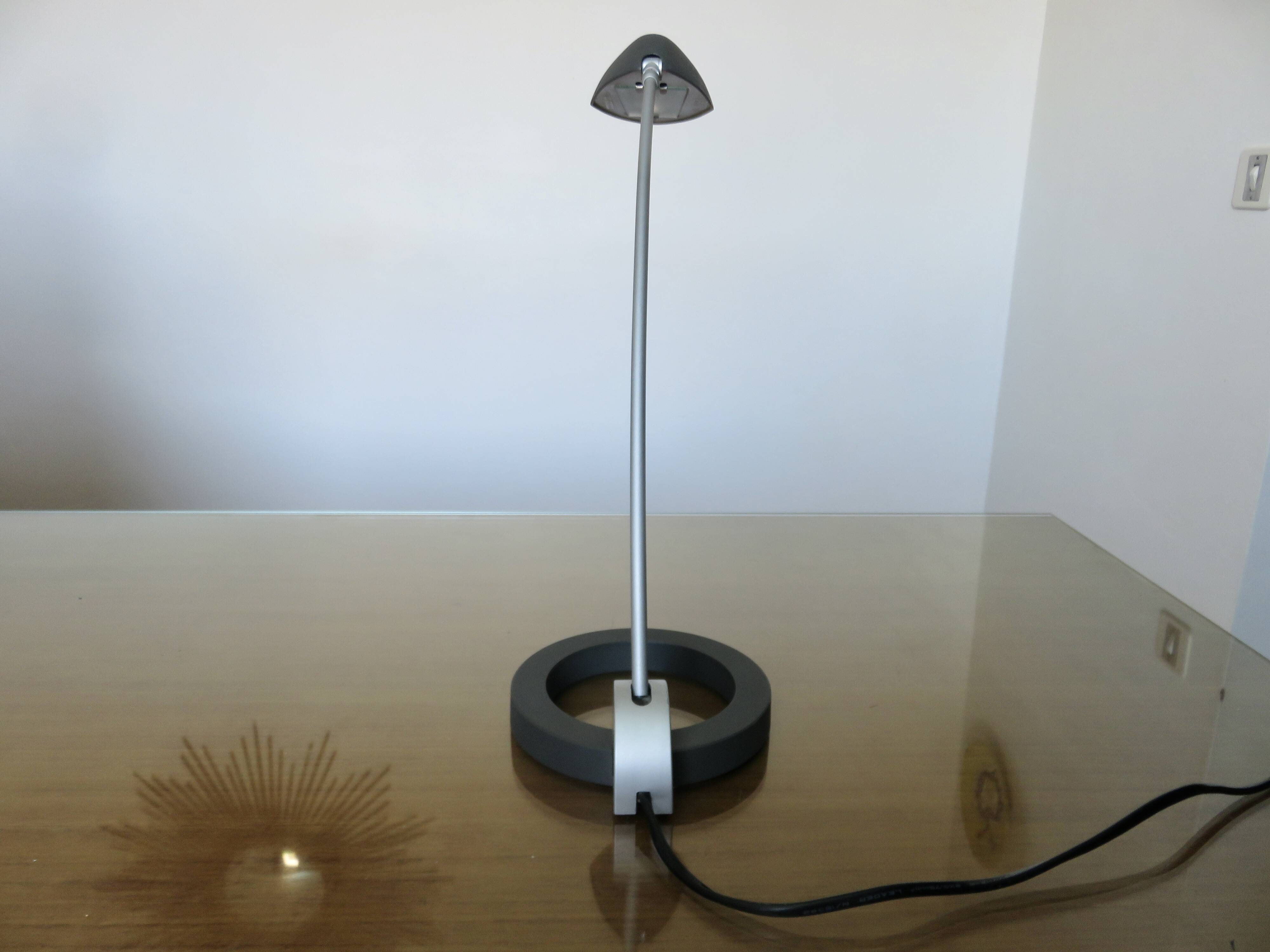 Lampe de bureau, année 2002
