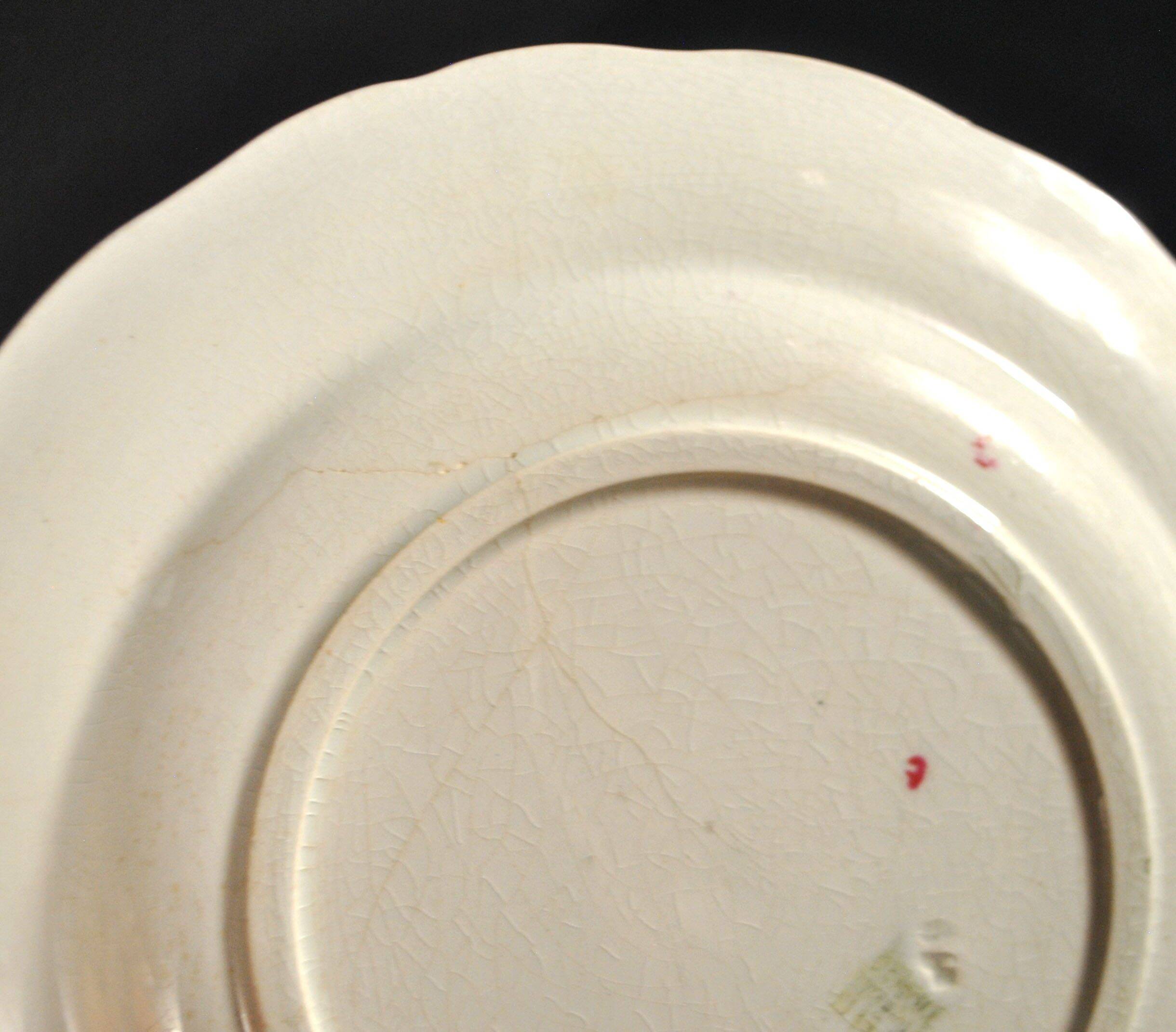 Assiette fleurie ancienne décor réverbère vieux Strasbourg en faïence KG Lunéville