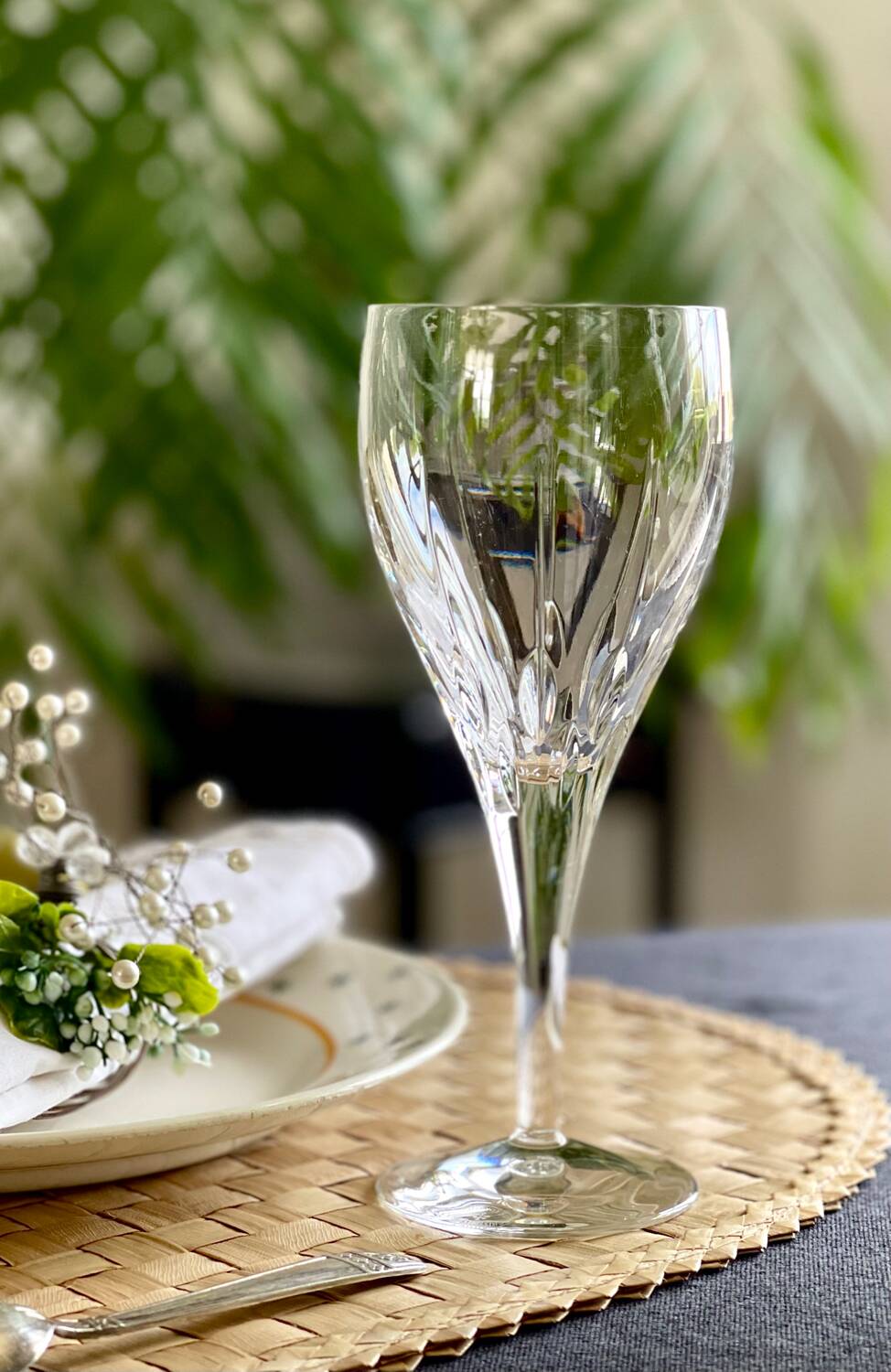 2 stemmed glasses from the Lorraine crystal factory