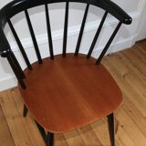 Paire de chaises scandinaves dans le goût de Tapiovaara, 1960