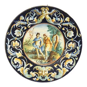 plat rond en faïence