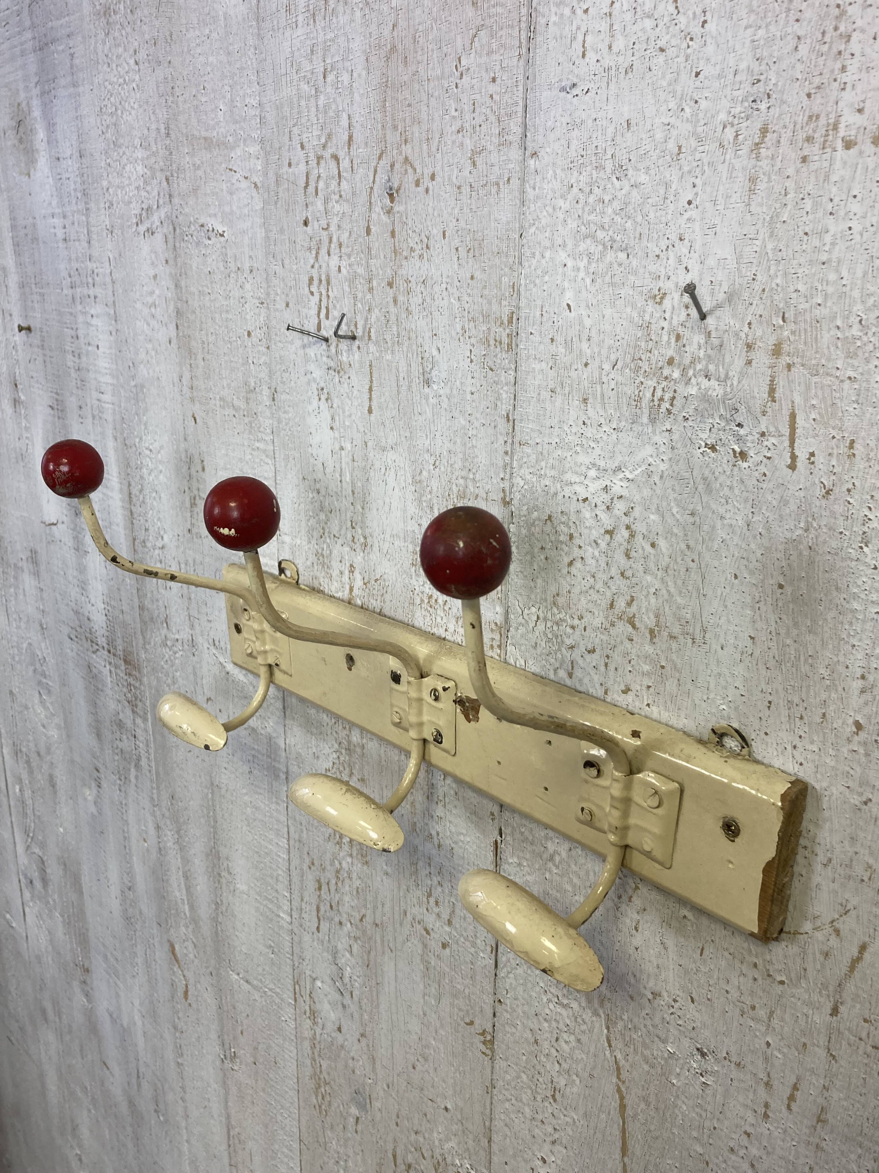 Bistro coat rack