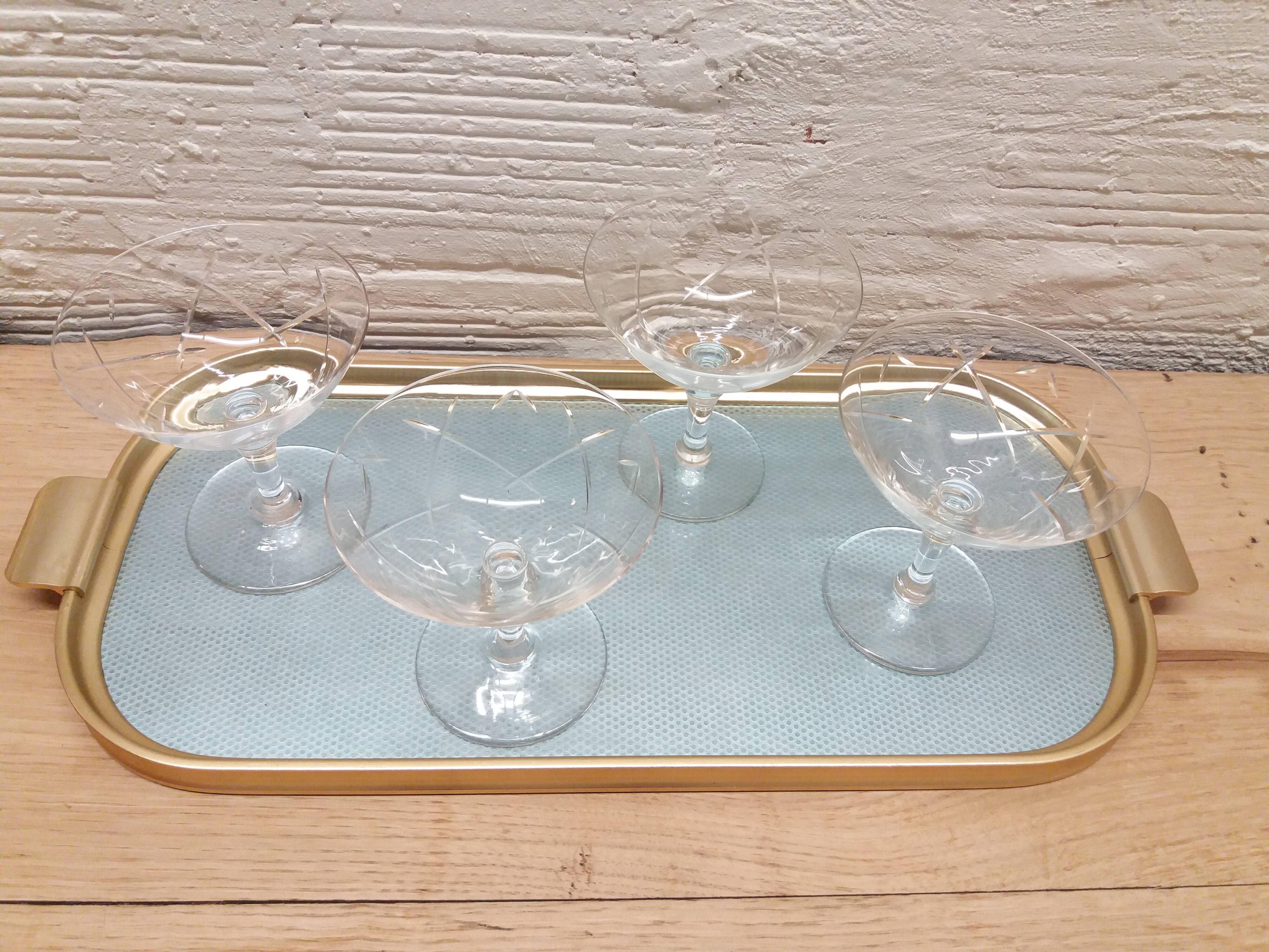 Set 4 glasses of champagne crystal chiseled