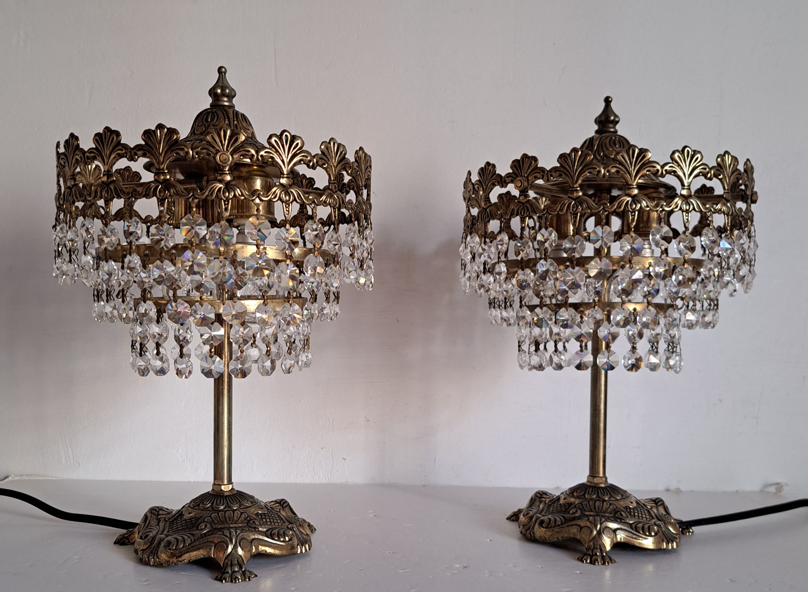 Pair of bedside lamps with tassels